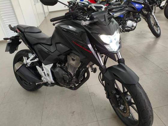 HONDA CB 300F TWISTER CBS 